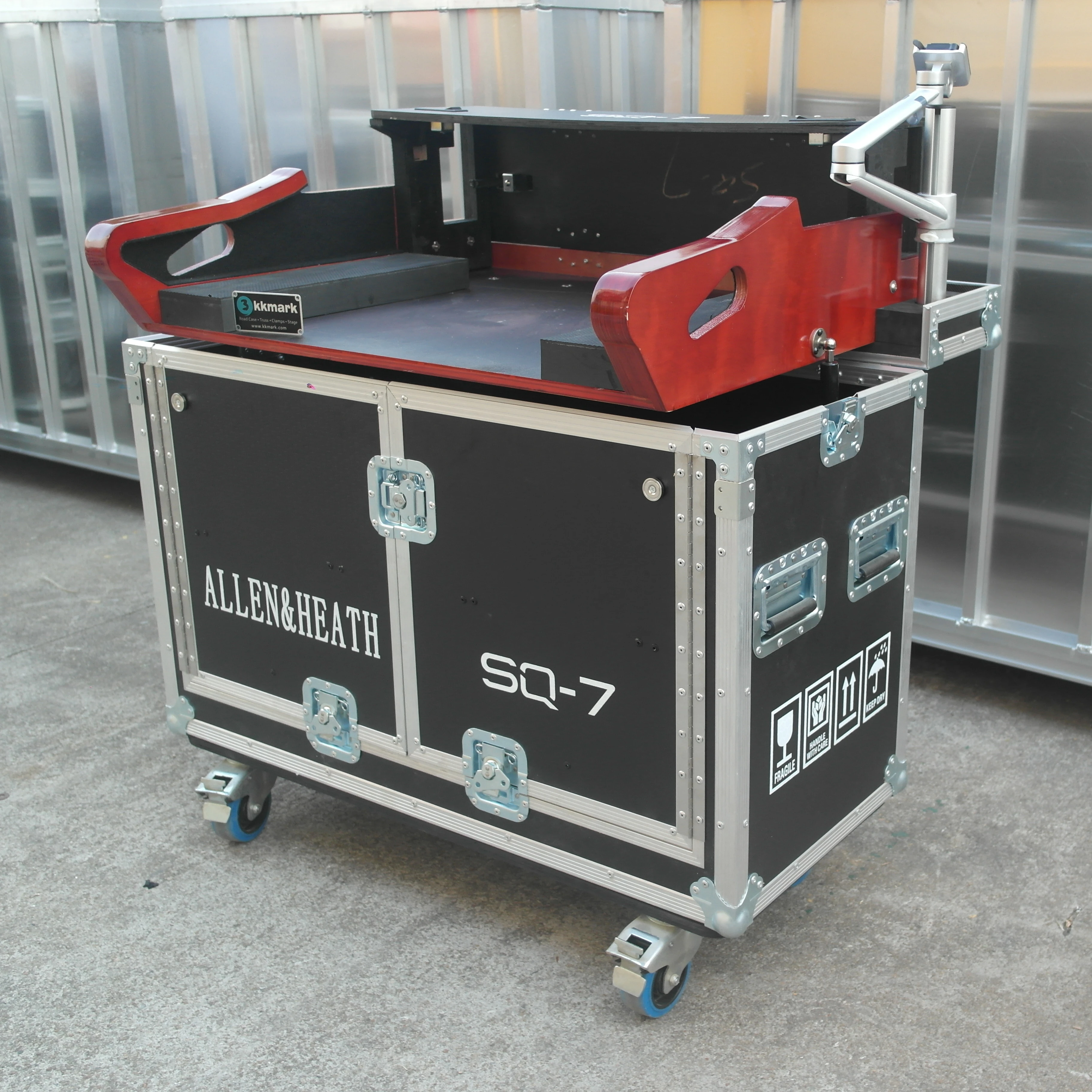 Flight Road mixing console Mixer flip Case for Allen&Heath SQ-5 SQ-6 SQ-7 QU-16 QU-24 QU-32 CTi-1500 dLive C1500 C2500 C3500