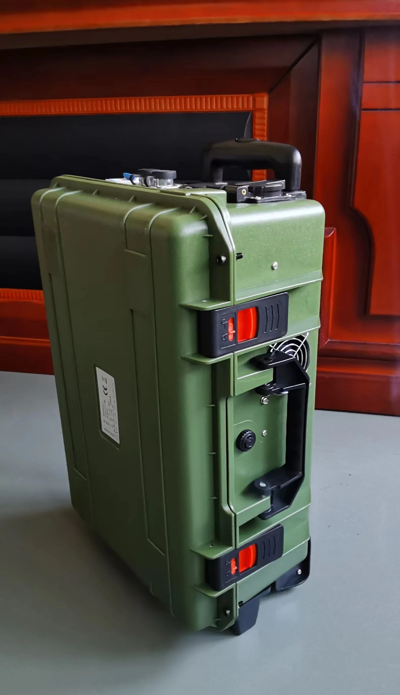 Rechargeable 5kw portable lifepo4 solar power generator 3000W portable power station for outdoor camping life