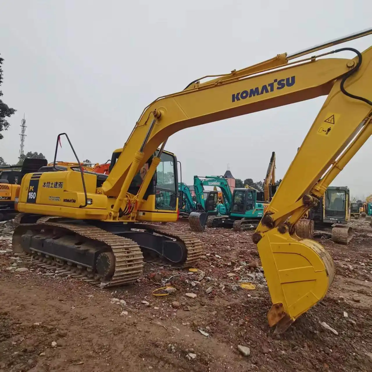 Экскаваторы Komatsu 16 тонн PC160 оригинальный японский для инженерного строительства