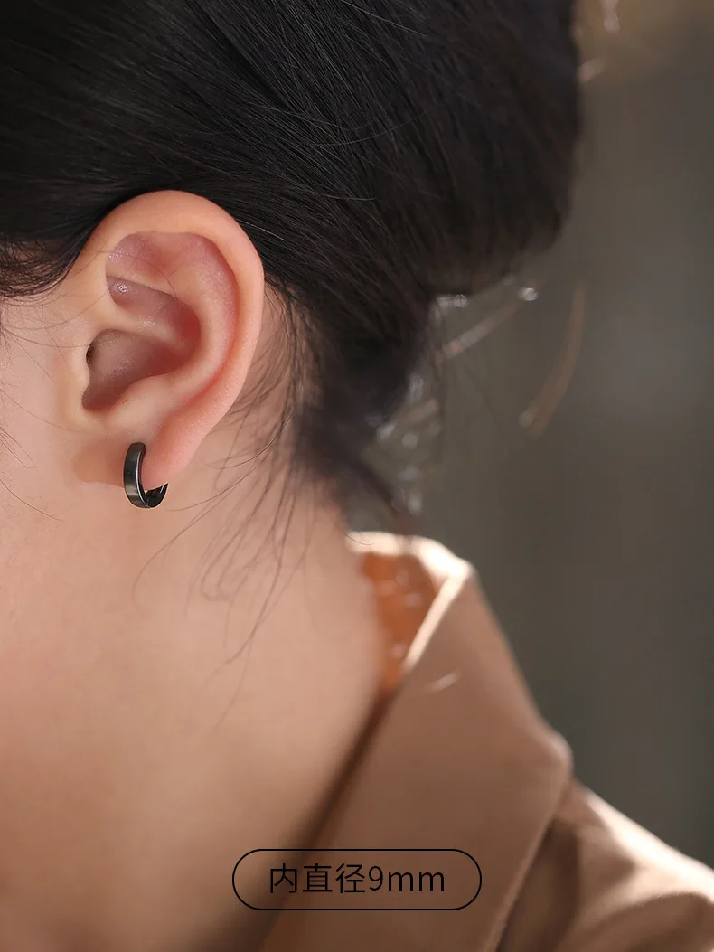 Factory Wholesale 925 Silver Hot Sale Korean geometric hoop Earrings Simple Temperament  Semale Sexy Jewelry for men Gift