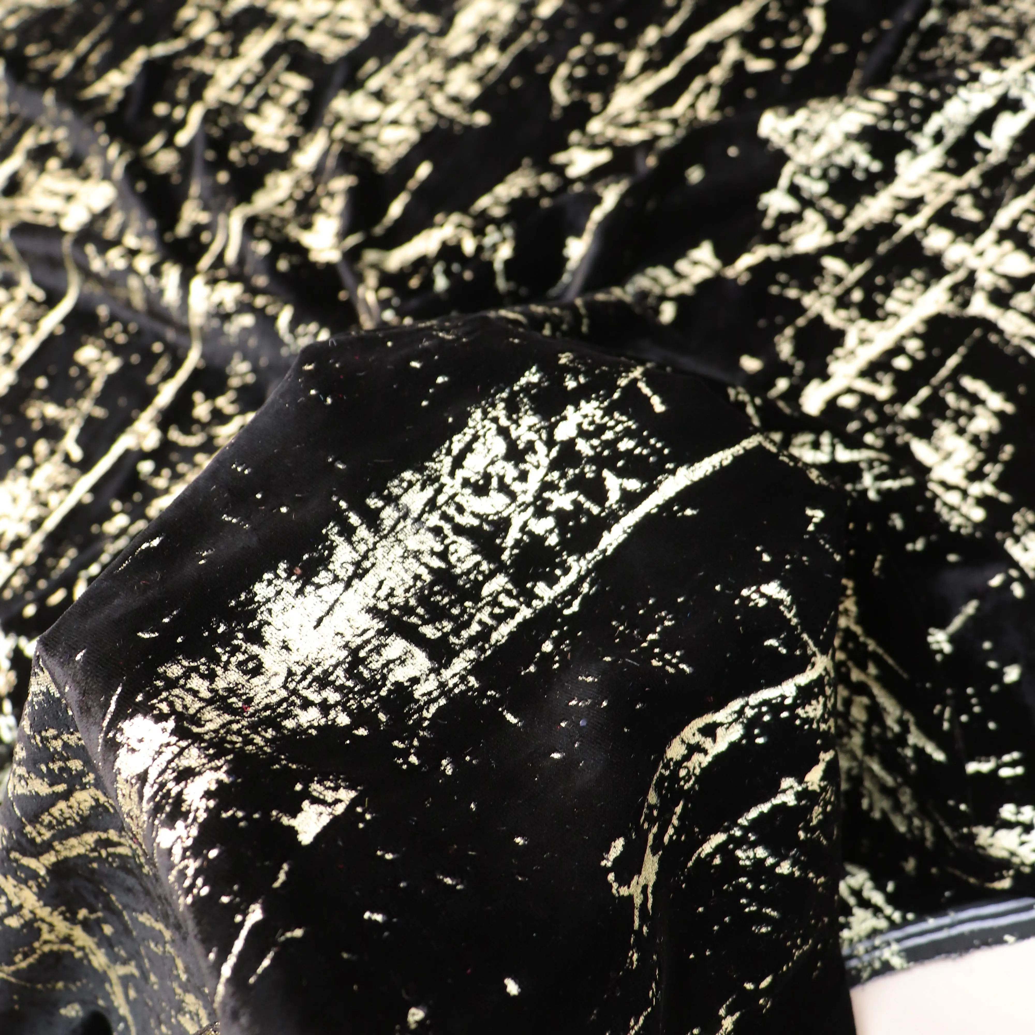 2024 Fashionable  printing nylon rayon Woven silver foil printed flower velvet mesh printing gold fabric for dress