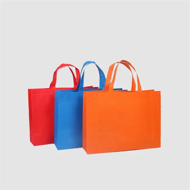 PP Spunbond Printed Waterproof Nonwoven Fabric Fusible Dyed Pattern Free Cars Shoes Hospitals Agriculture Industry Interlining