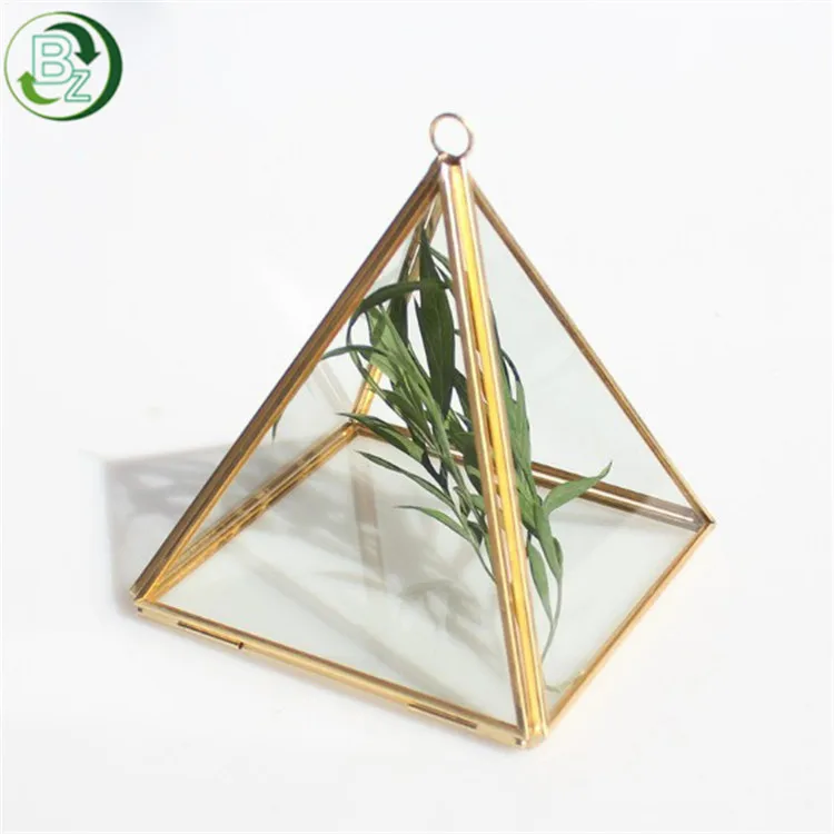 Pyramidal flower home ornaments handicraft tetrahedral dust-proof flower box for Jewelry/flower