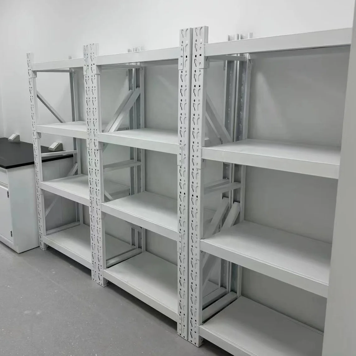 High Quality and Stability Storage Shelf Chemical resistance and smooth surface