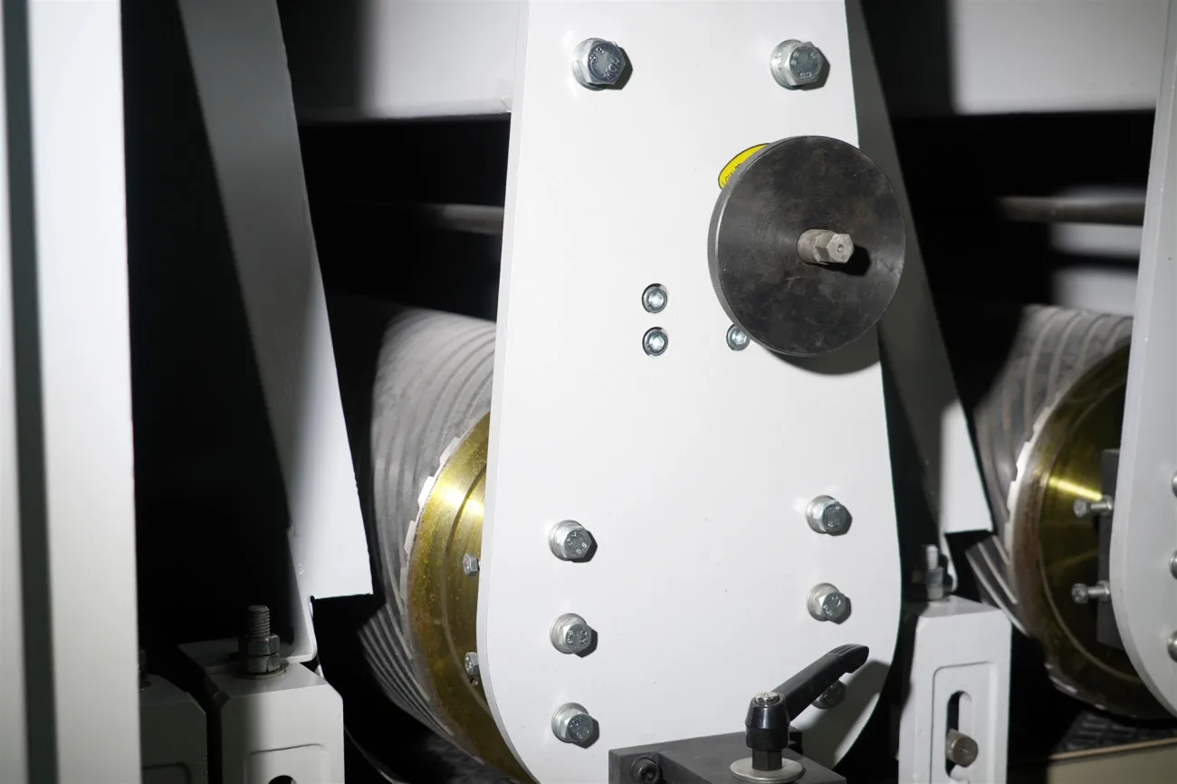 
New product NQR-RP1300 calibrating cnc wood sander 