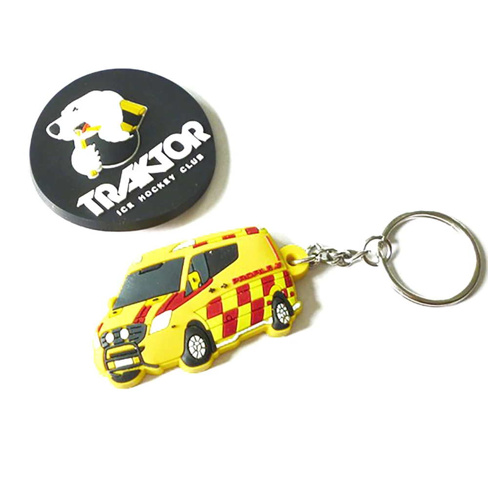 Top selling fashion keychain motor bike pvc most popular key chain customized name pvc keychain tractor model pvc key chain