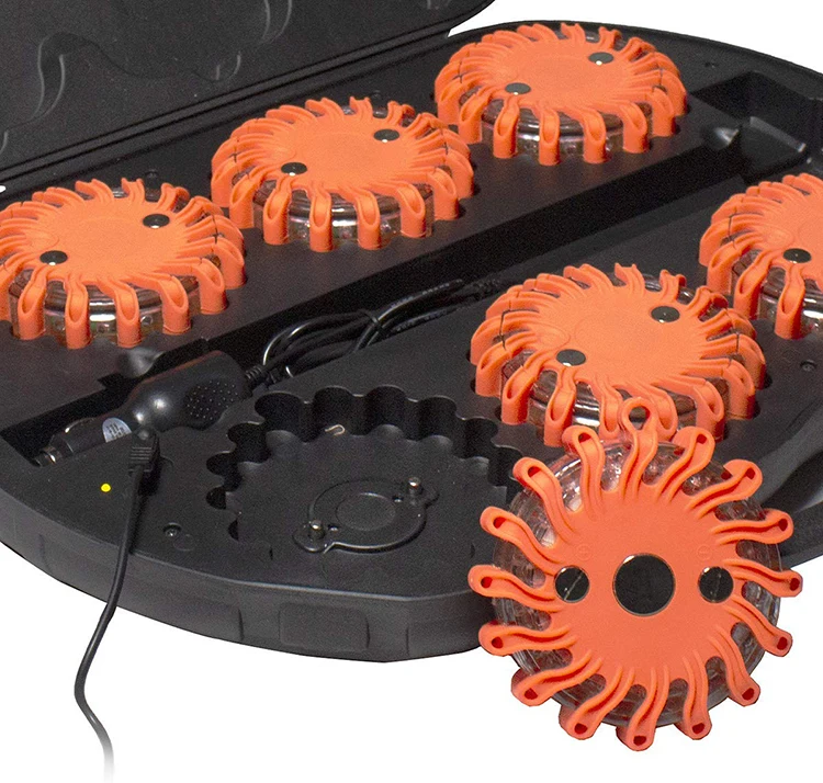 Hot 2020 Warning Light Led Road Flare Kit, Magnetic Ip67 6 Packs Led Flare Road Light Rechargeable Led Traffic Signal Lights