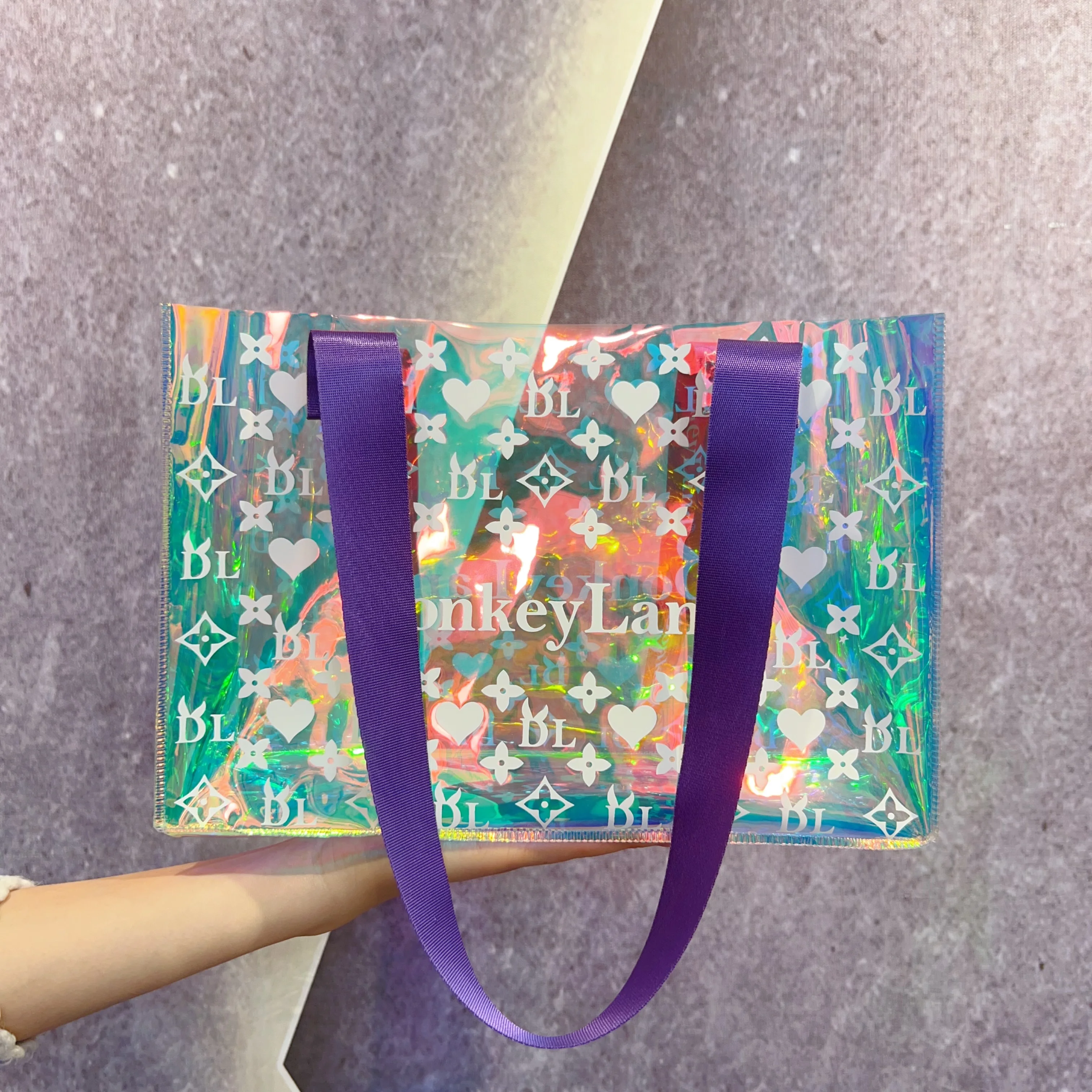 2024 Custom Logo Women Transparent Bag Hologram Laser Clear Pvc Shopping Bag Ladies Holographic Beach Tote Bags