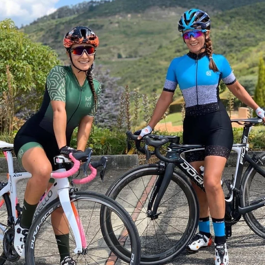 2021 Wholesale Short Sleeve Triathlon Bike Suit Clothing Low MOQ Custom Skinsuit Pro Team Skin Suit Wear For Women