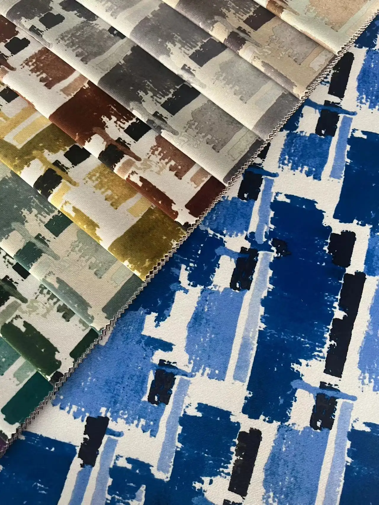 Morroco style 100%Polyester sofa fabric digital printing velvet fabric for sofa