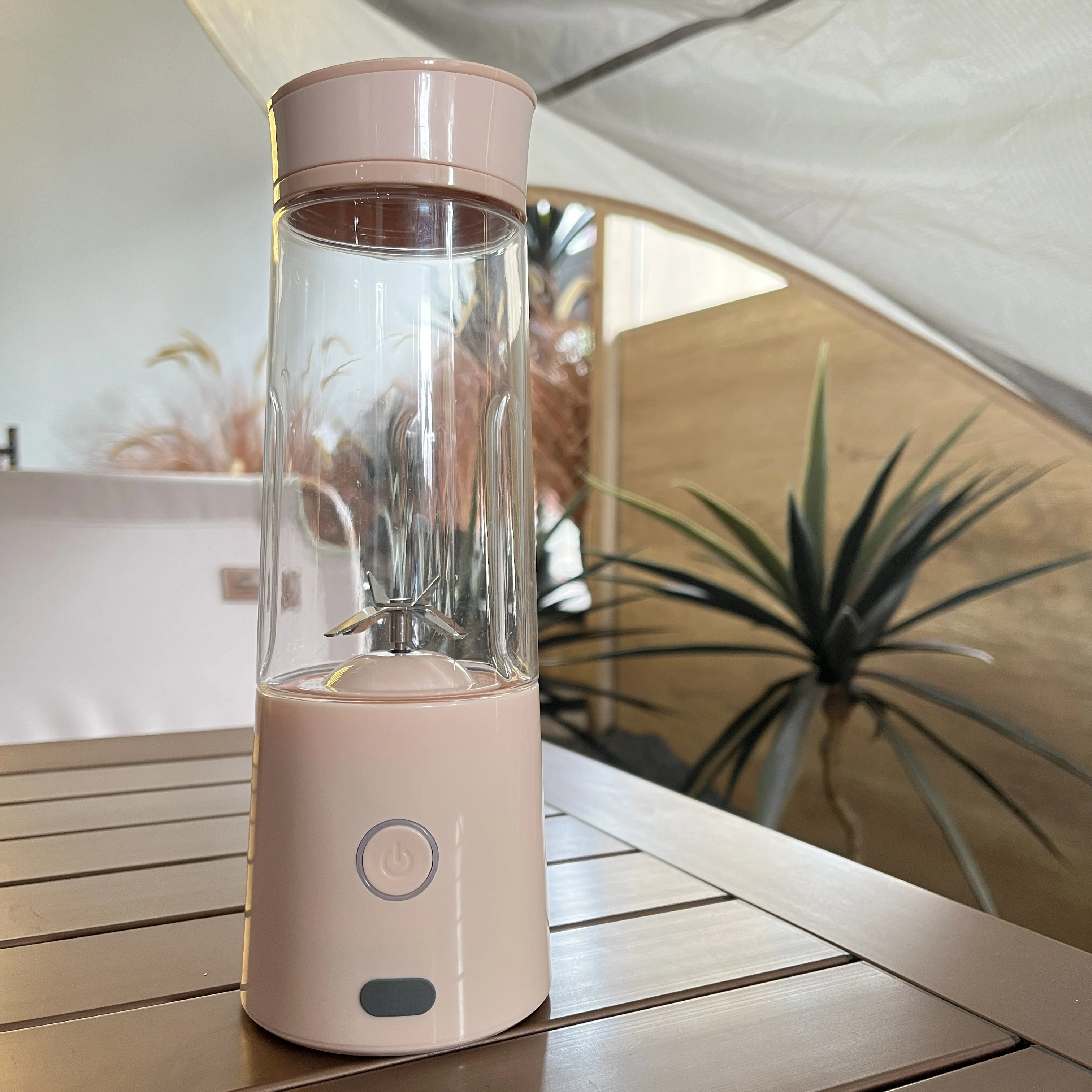 Hot sale colorful personal travel 400ml mini usb juicer blender smoothie maker portable  rechargeable blender