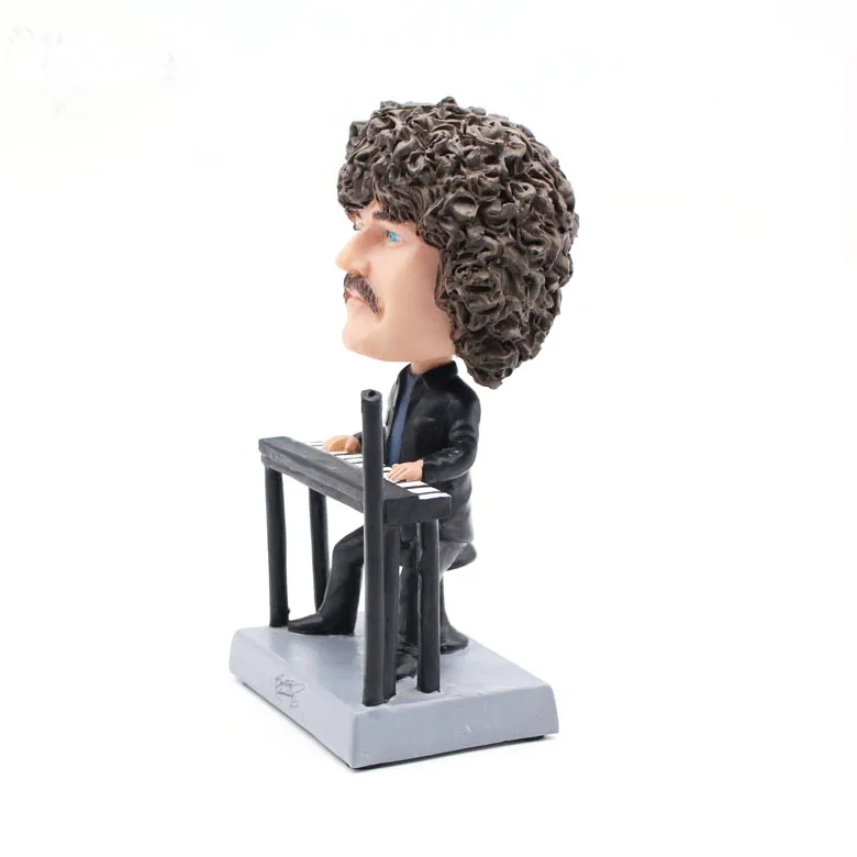 custom made piano music high quality cartoon bobblehead sculpture singer super star resin bobblehead anime figure wholesale