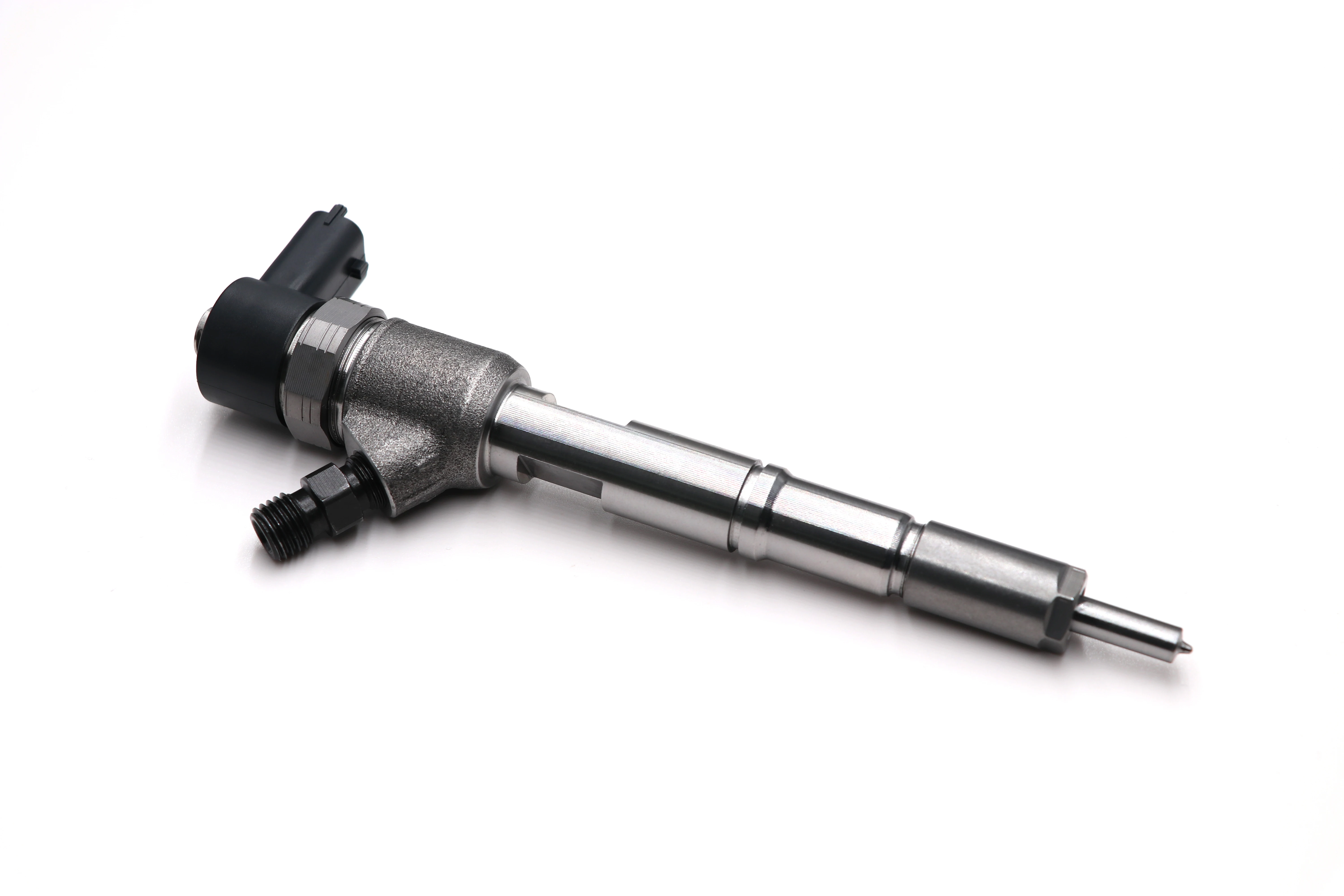 Common Rail Injector 0445110690 / 0 445 110 690  for Foton Truck,its nozzle DLLA146P2487