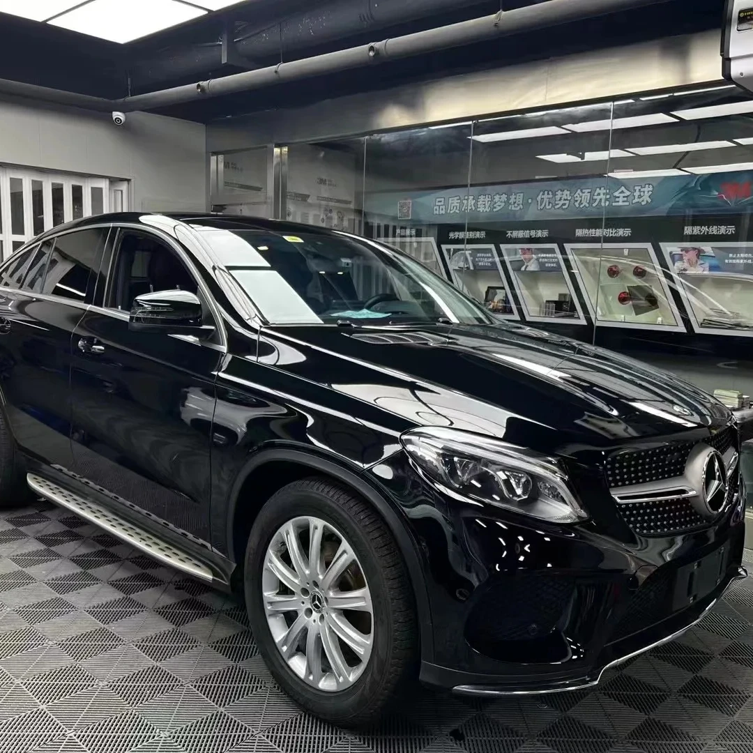 Factory Direct 1.52 * 17m roll Waterproof car Crystal Piano Black vinyl packaging Car wrap Automotive Gloss black sticker wrap