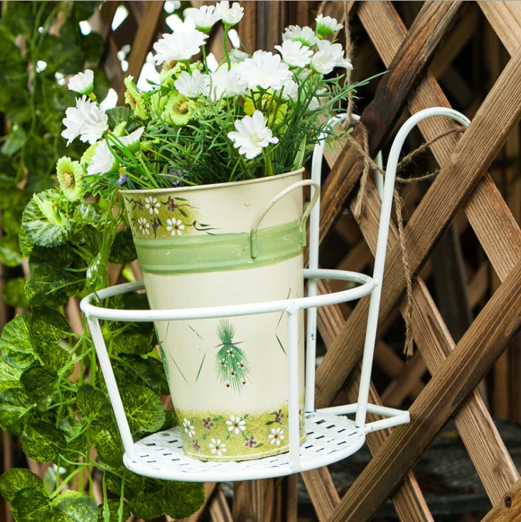Metal Flower Pot Hanging Basket Succulent Green Radish Hanging Rack for Balcony and Outdoor