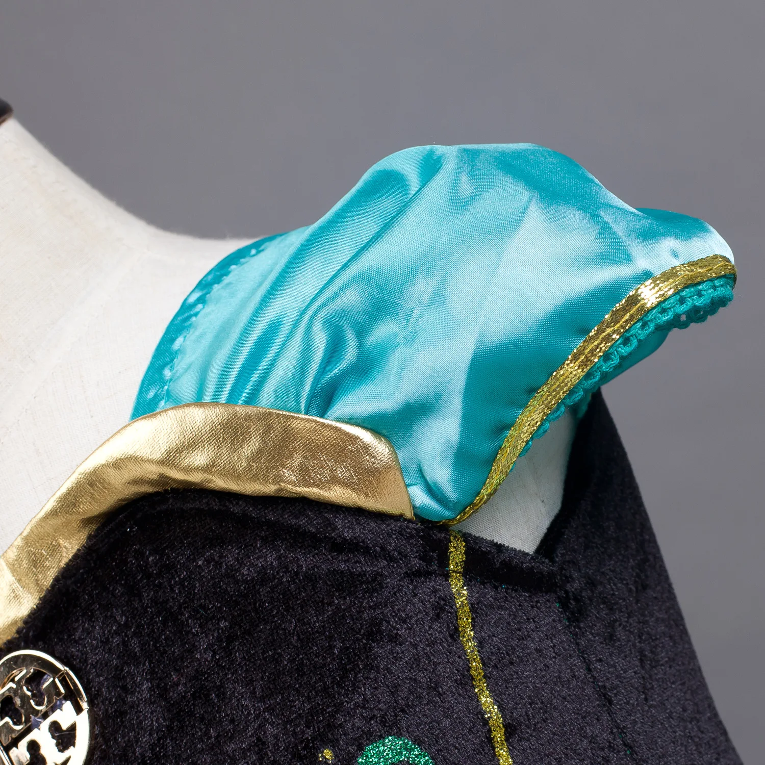 Q143  Halloween Costume Cheap China Wholesale Clothing Elsa Anna Princess Cosplay Party  Fashion Dress