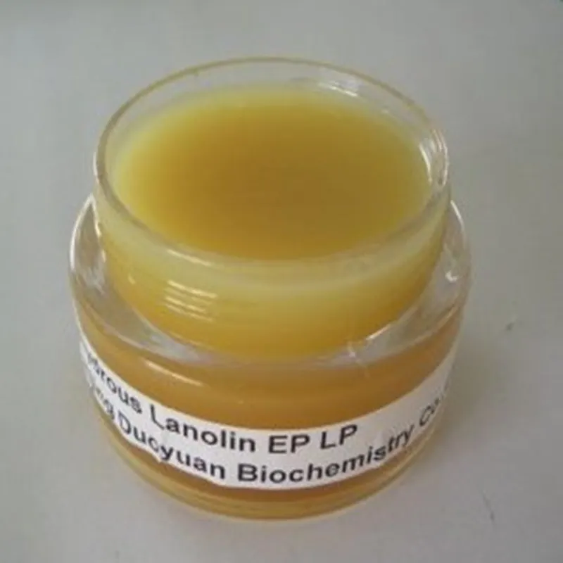 Hot Selling Factory Wholesale High Purity Daily Chemical Raw Material Lanolin CAS No. 8006-54-0
