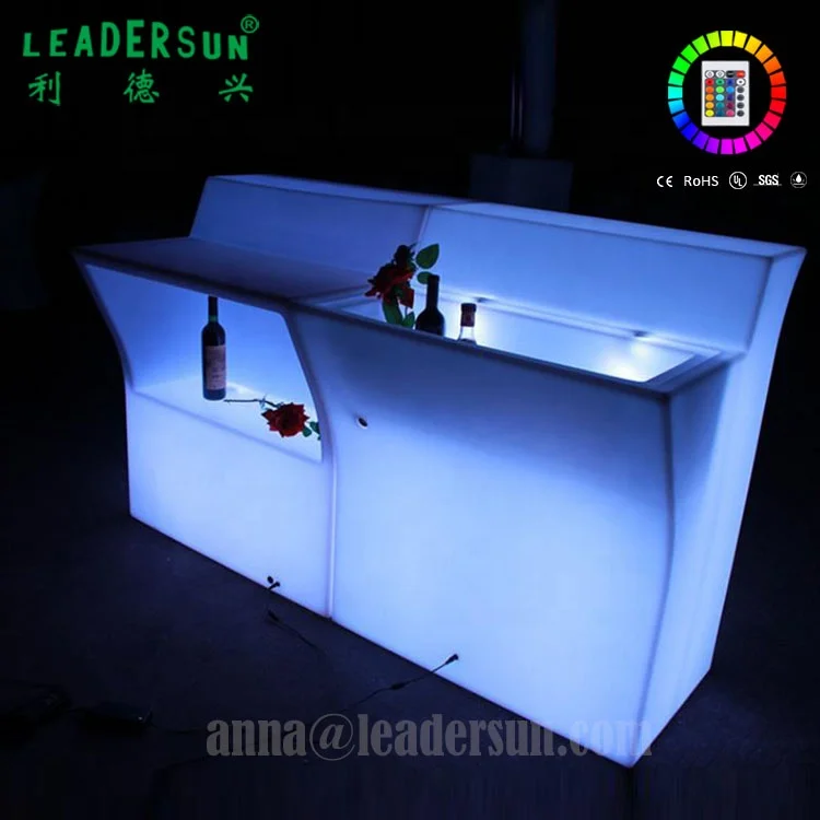 Wedding Boat Outdoor Event Party Rental Furniture Color Changing Boat Shape  Led Ice Well Mobile Mini bar Counter