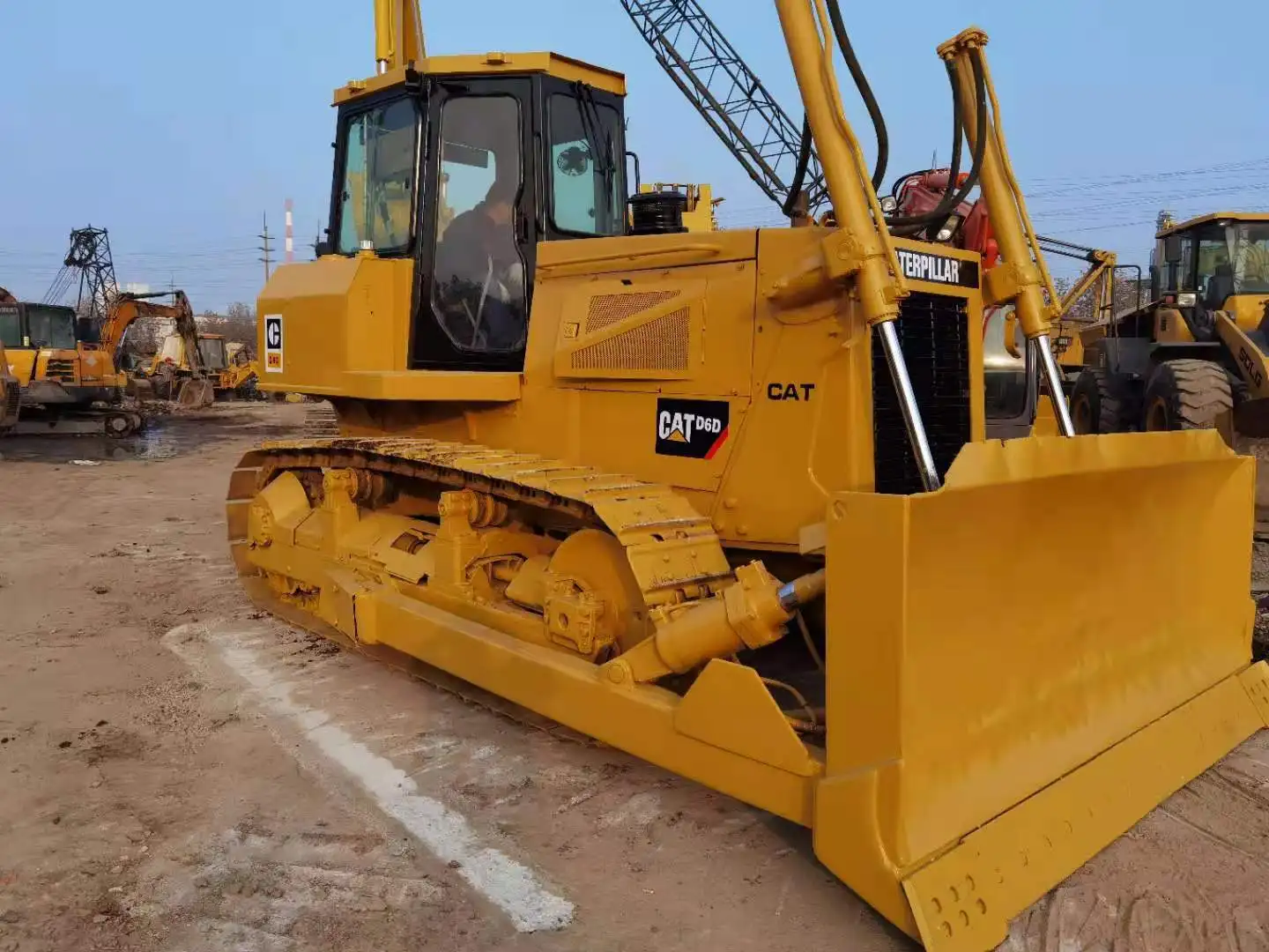 Б/у гусеничный бульдозер оригинальный японский б/у CAT D6D трактор для промышленности бульдозеры
