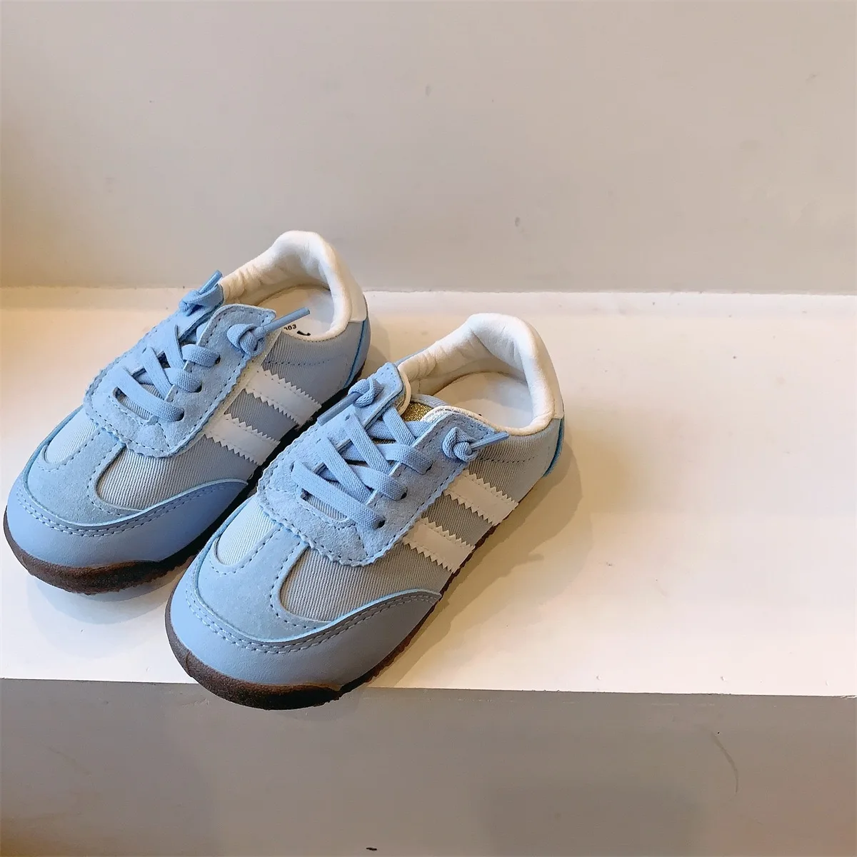 Kid Shoes For Girl And Boy Shoes EUR Size 22-35 Children Sneakers Walking Kids Shoes Blue Red Pink Color Customized Logo