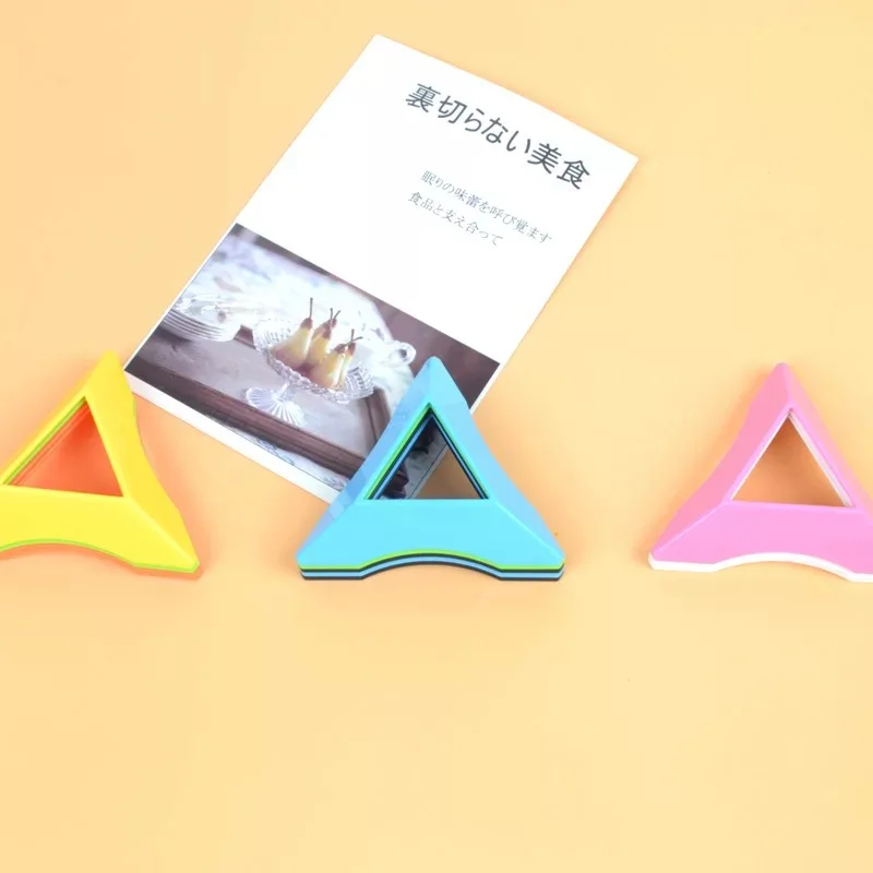 Yiwu Factory direct sale cheap price Cube Holder colorful  Magic cube toys plastic triangl Base Stand