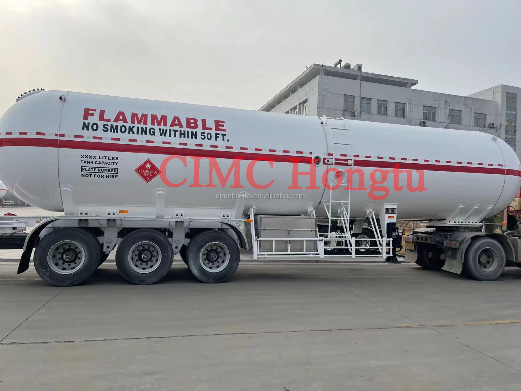 brand new 3 axle lpg bowser 56.1m3 Tri-axle tanker semi trailer for sale