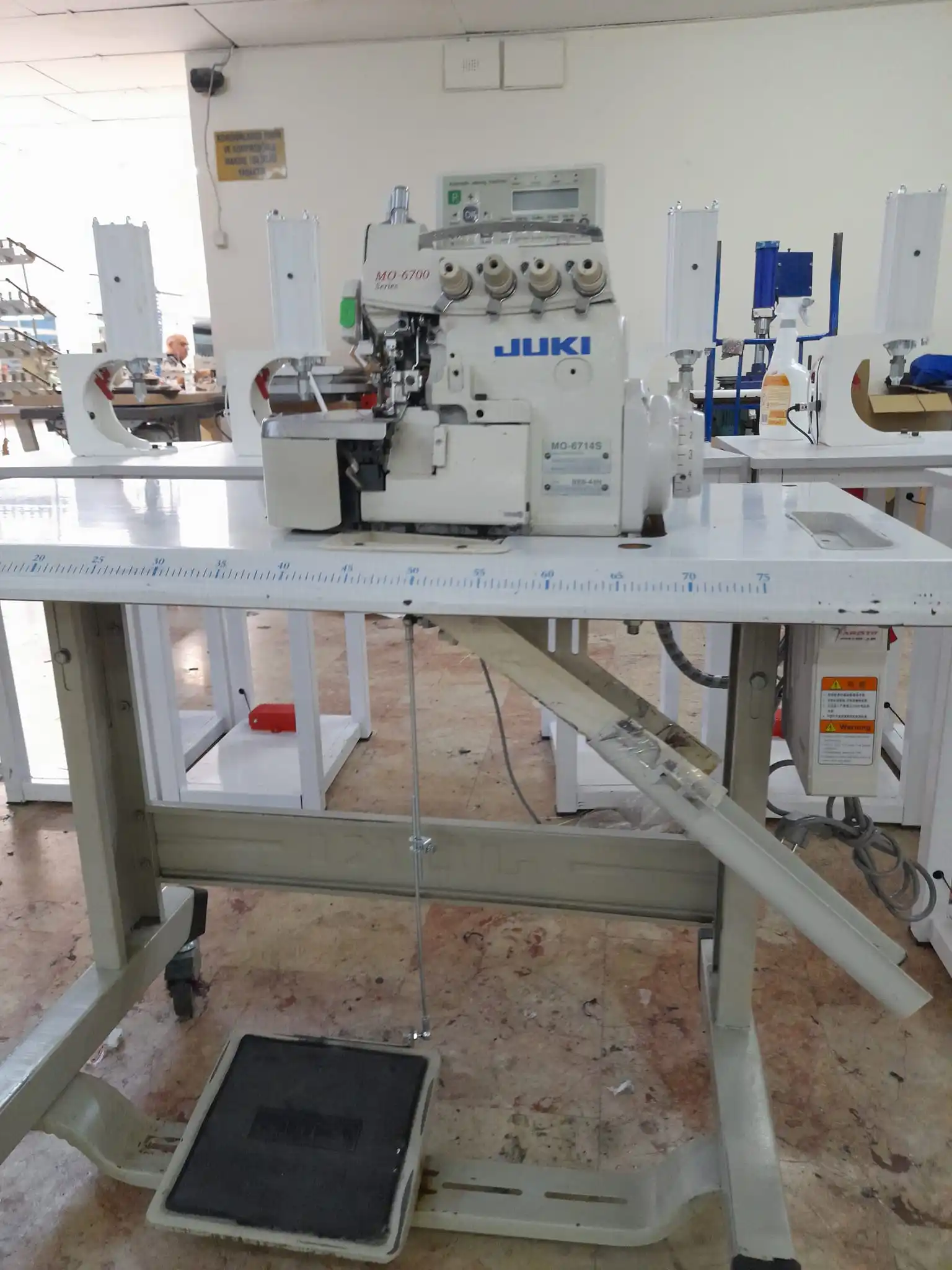 Available for sale Secondhand used MO-6800 series  Direct-drive High-speed Overlock / Safety Stitch sewing Machine