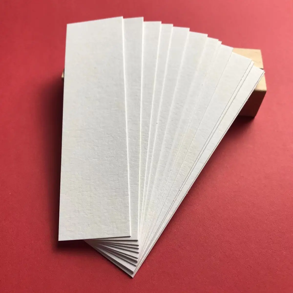 Good Quality Absorbent Paper for Perfume Smelling Strips Fragrance Perfume Testing Paper Strips perfume bottle