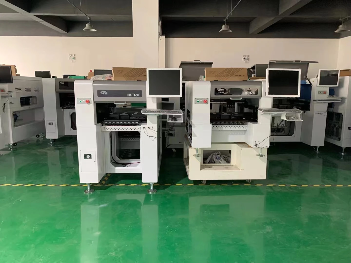 Линия по производству светодиодных ламп HWGC T4 PCB/SMT/Led с направляющим винтом макс. 400*200 мм