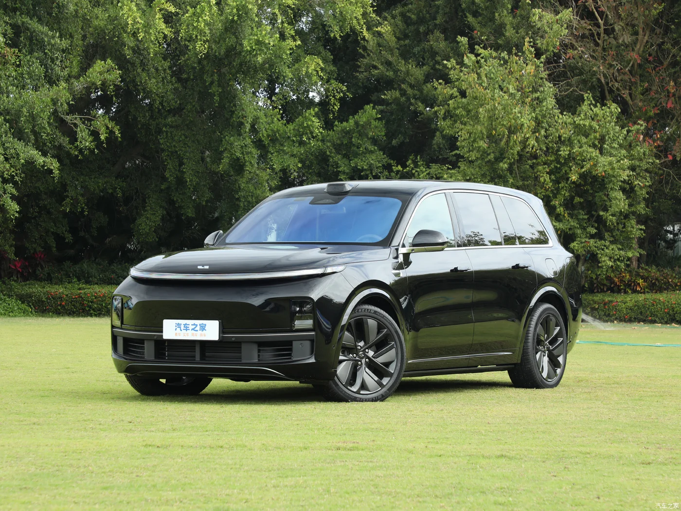 YK MOTORS 2023 Luxury LI Lixiang L9 Electric Automobile Big SUV MAX New Energy Vehicles Li 9 EV Cars For Sale