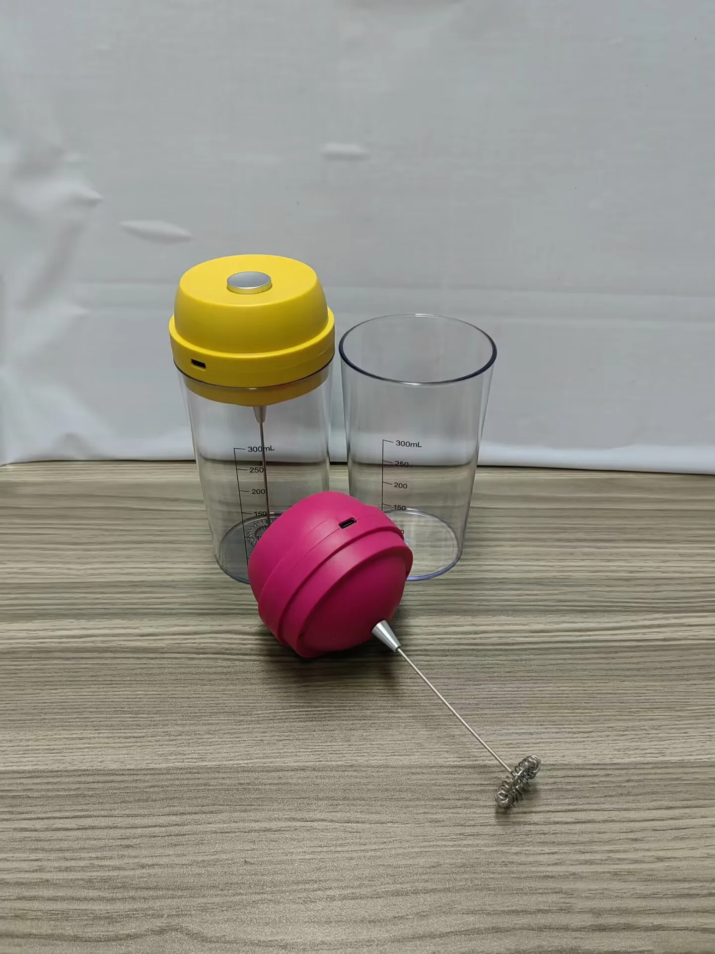 Hand-held Milk Foam Machine with Measuring Cup USB Electric Milk Frother Drink Mixer