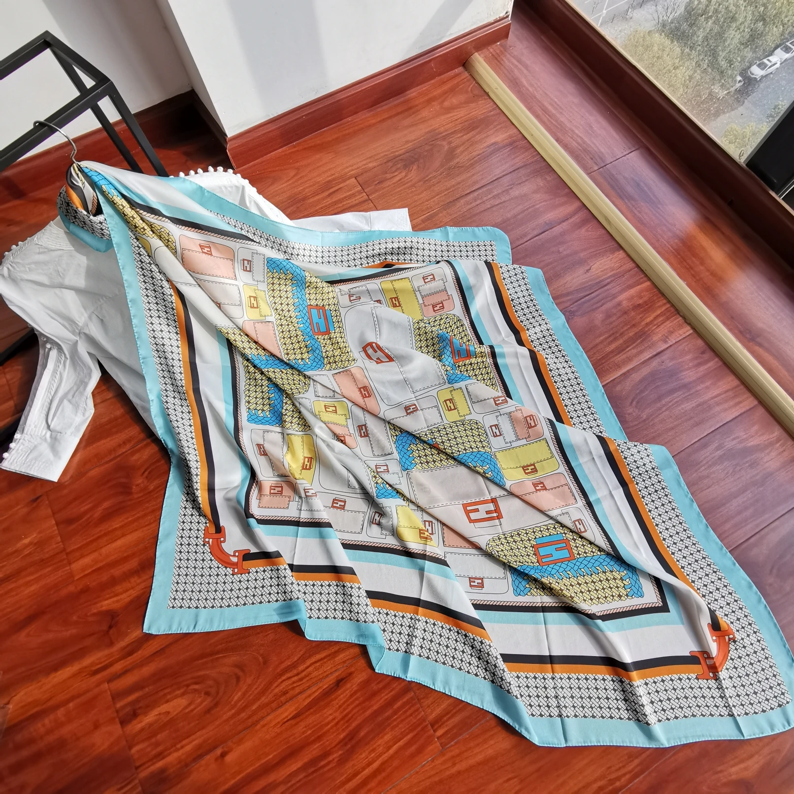 Custom print scarfWomen Pashmina Scarf Head Shawl Hijab Hot Selling Many Colors Available Wholesale Spring