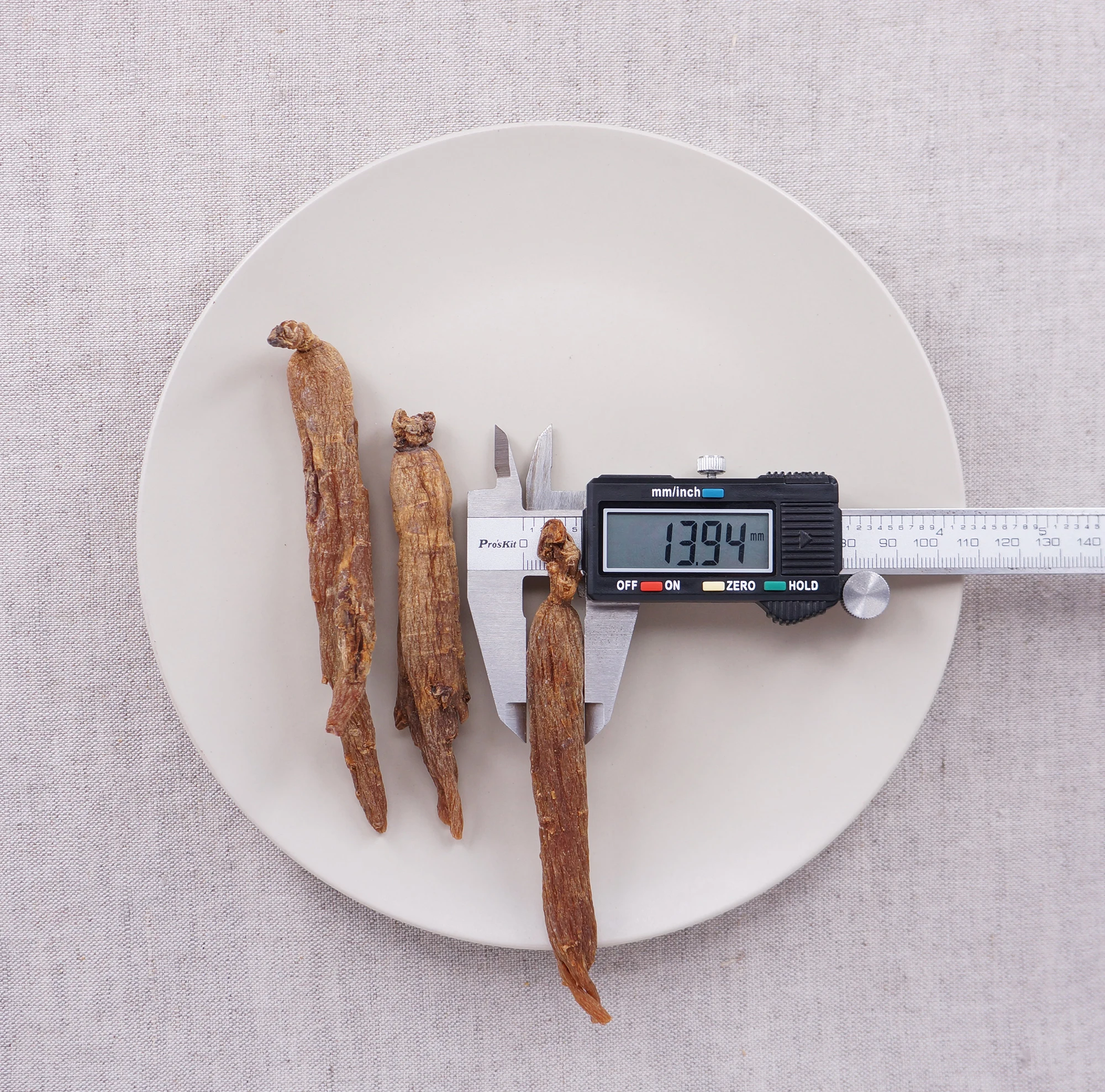 
herbal medicine organic ginseng root south korea ginseng gensing korean 25 pcs 