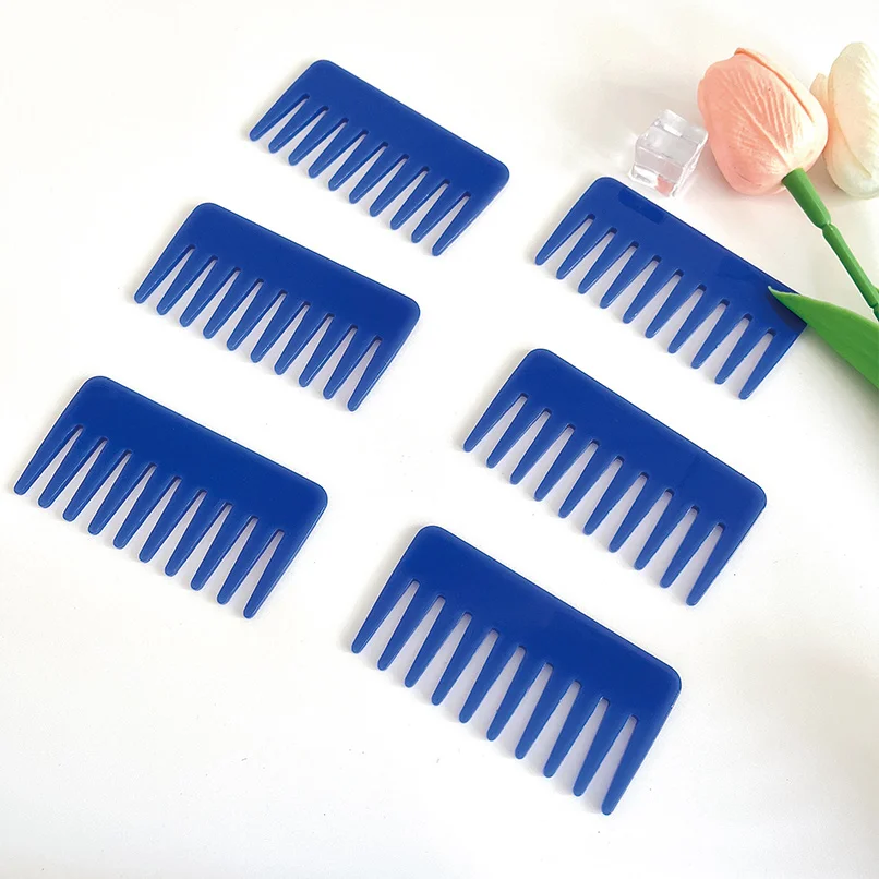 Qianjin wholesale 8cm acetate fiber wide-tooth hairdressing comb is suitable for work, parties, and is easy to carry.