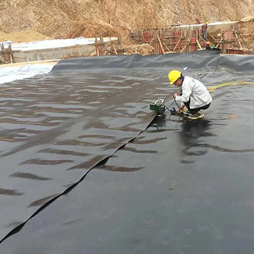 Smooth Surface 5 6 8 10 meter geomembrane price
