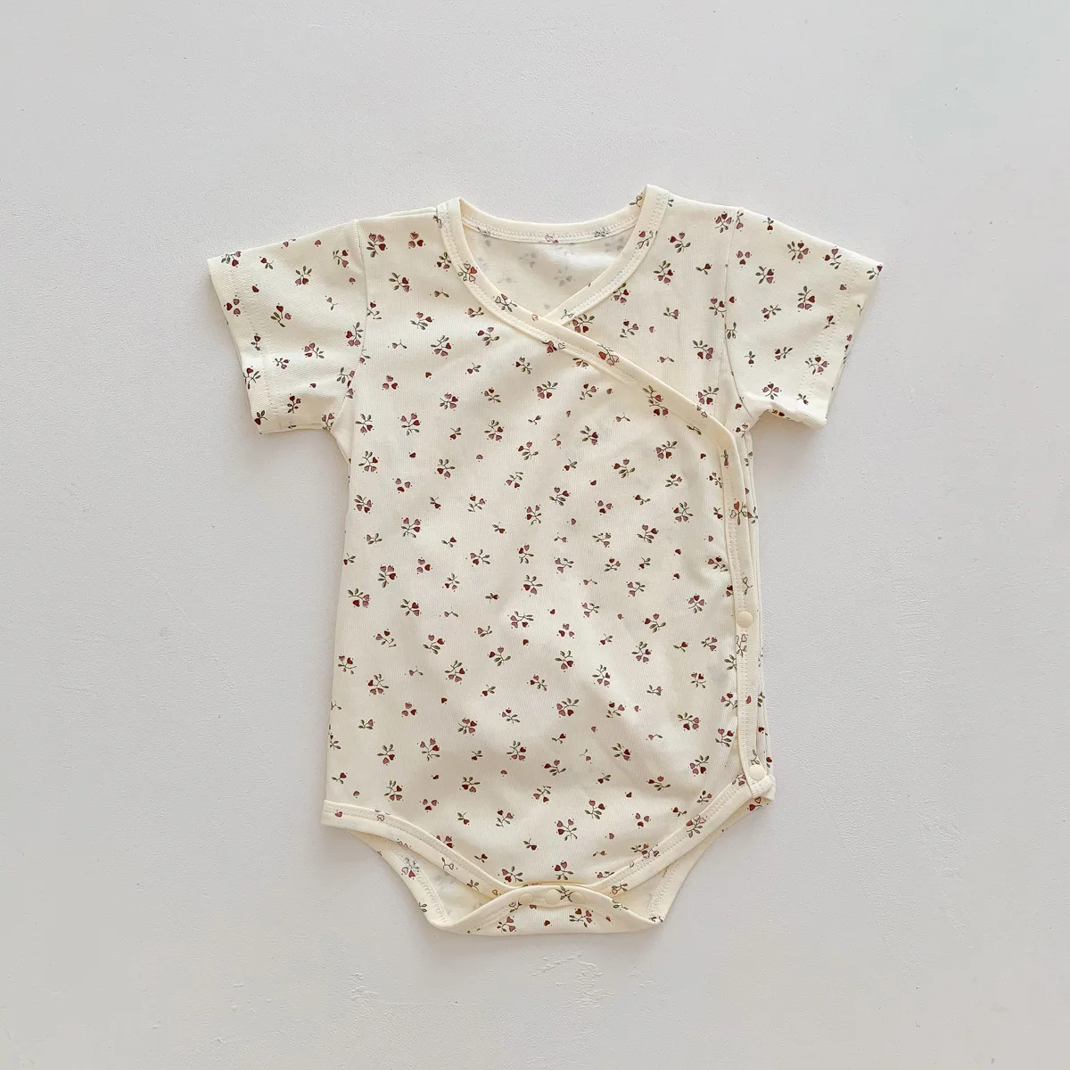 Newborn baby clothes 2022 summer thin Jumpsuit monk clothes female and male baby triangle Khaki summer cotton boy and girl
