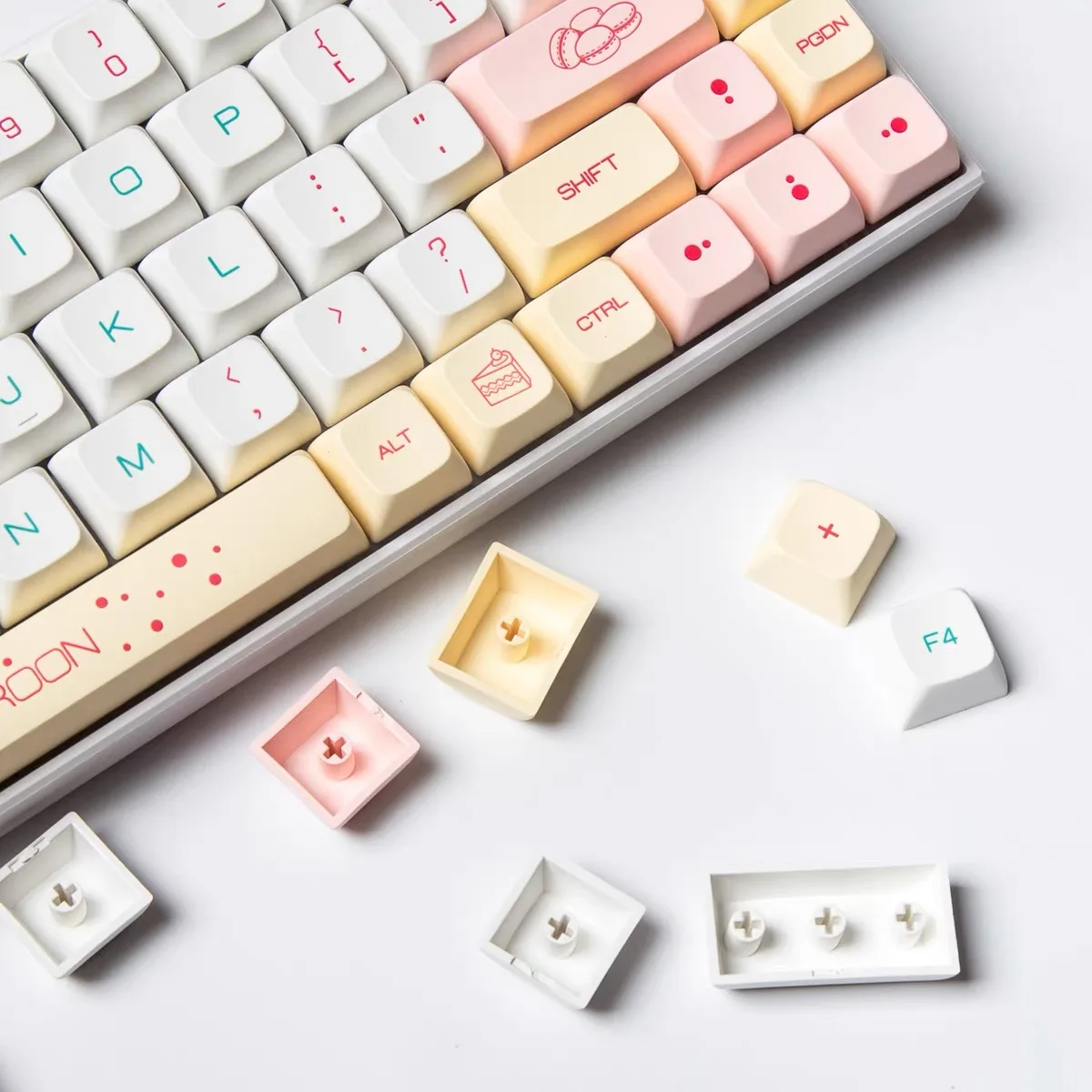 Custom Macaron Dye Sub PBT Keycaps with Key Puller for Cherry Gateron MX Switches Mechanical Gaming Keyboard