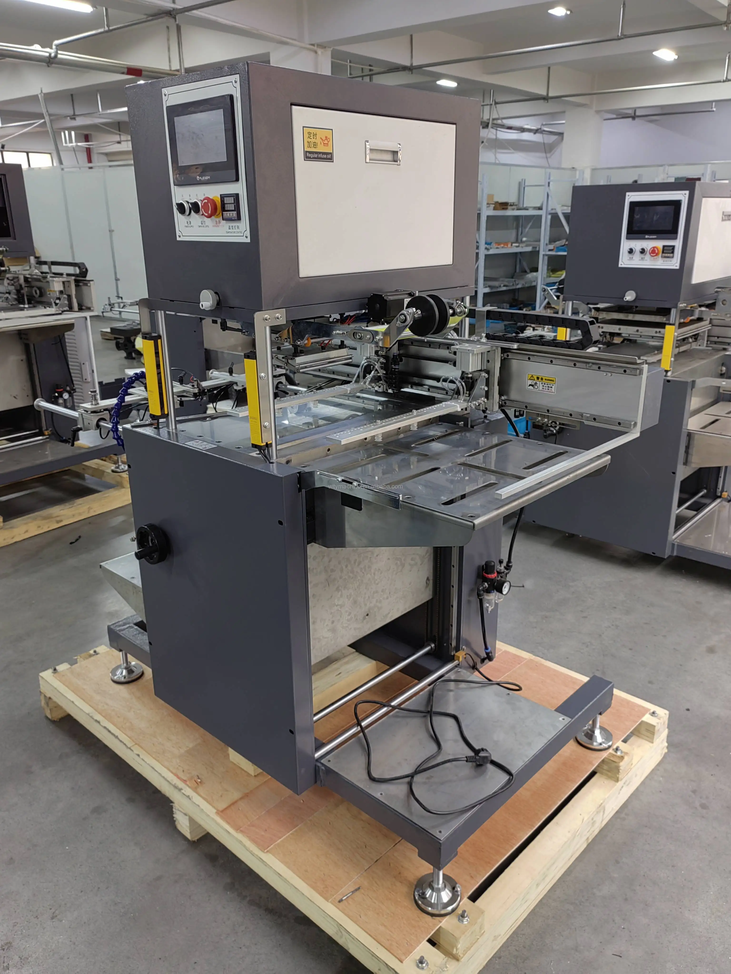 Automatic Hot Foil Stamping Machine For Paper Cardboard