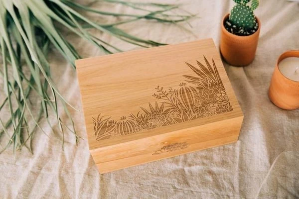 
High quality Wood Gift Box With Hidden Hinges 