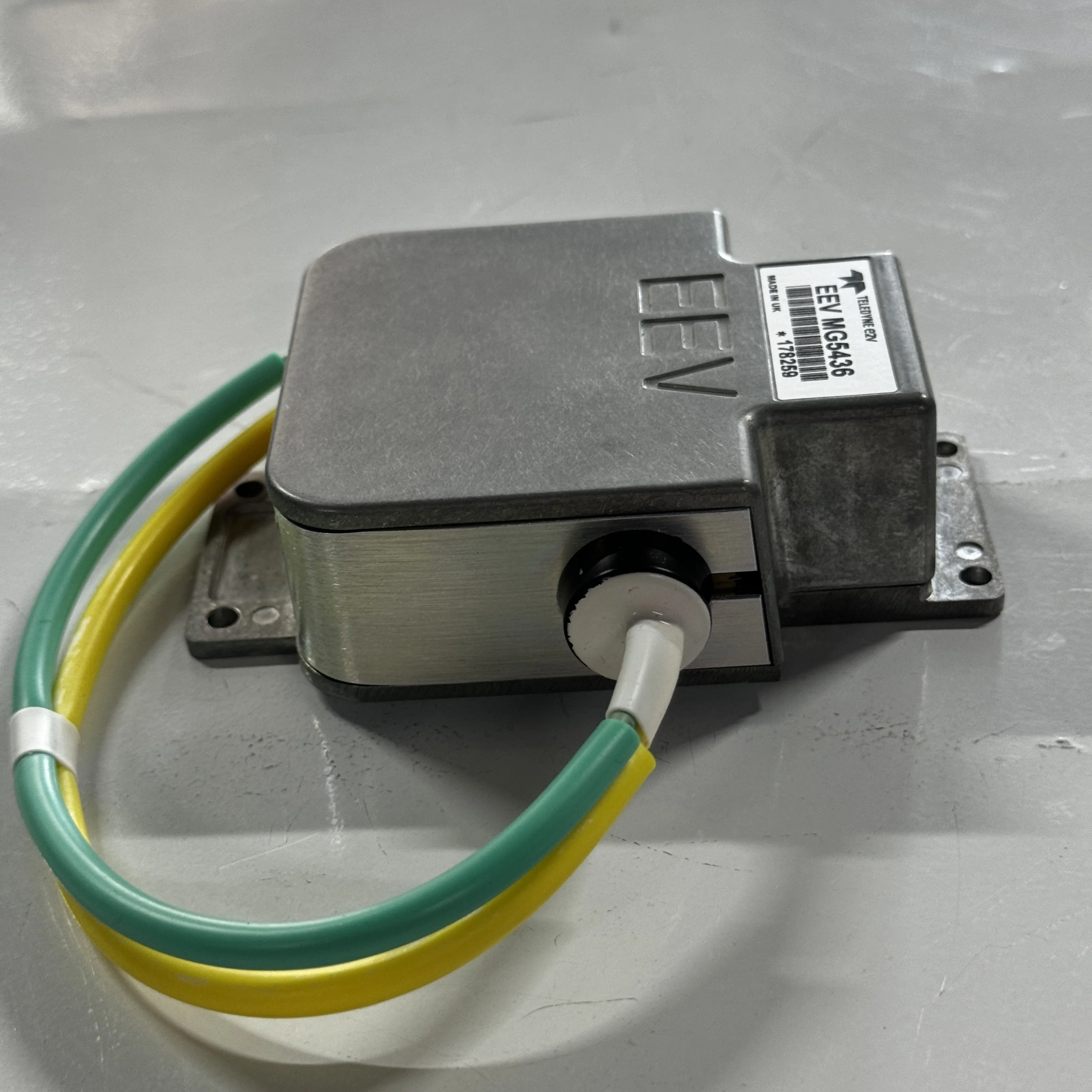 ATLAS E2V EEV MG5436 X-band морской радиолокационный магнетрон