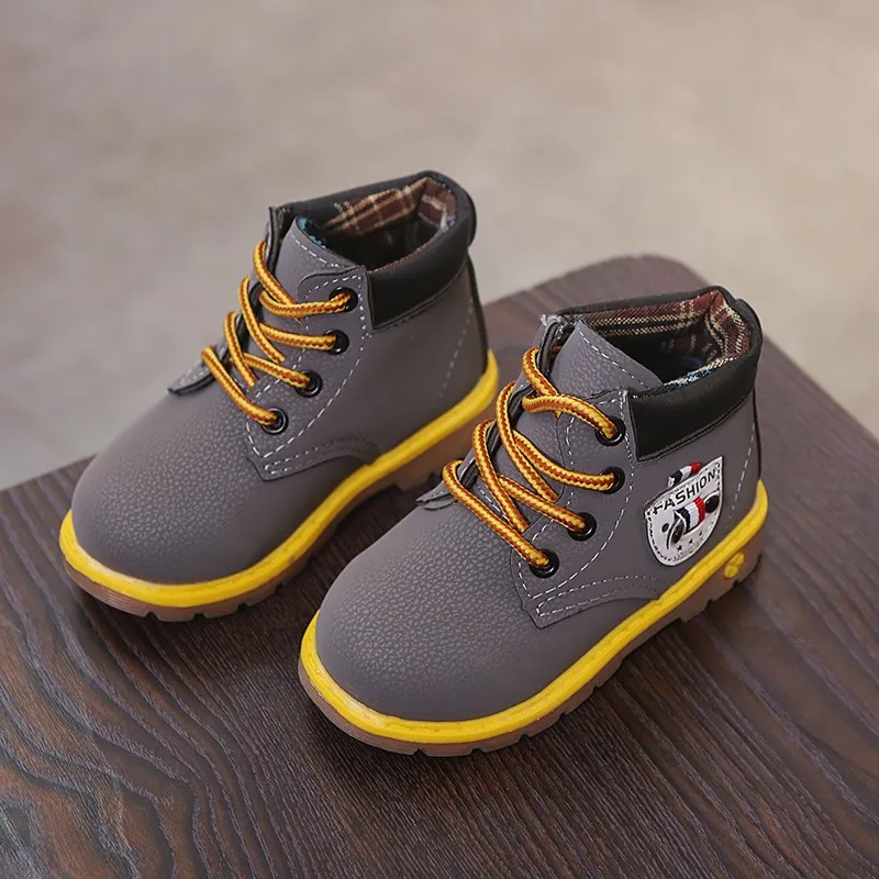 New arrival fashion kids ankle leather boots children flat martin boots for winter