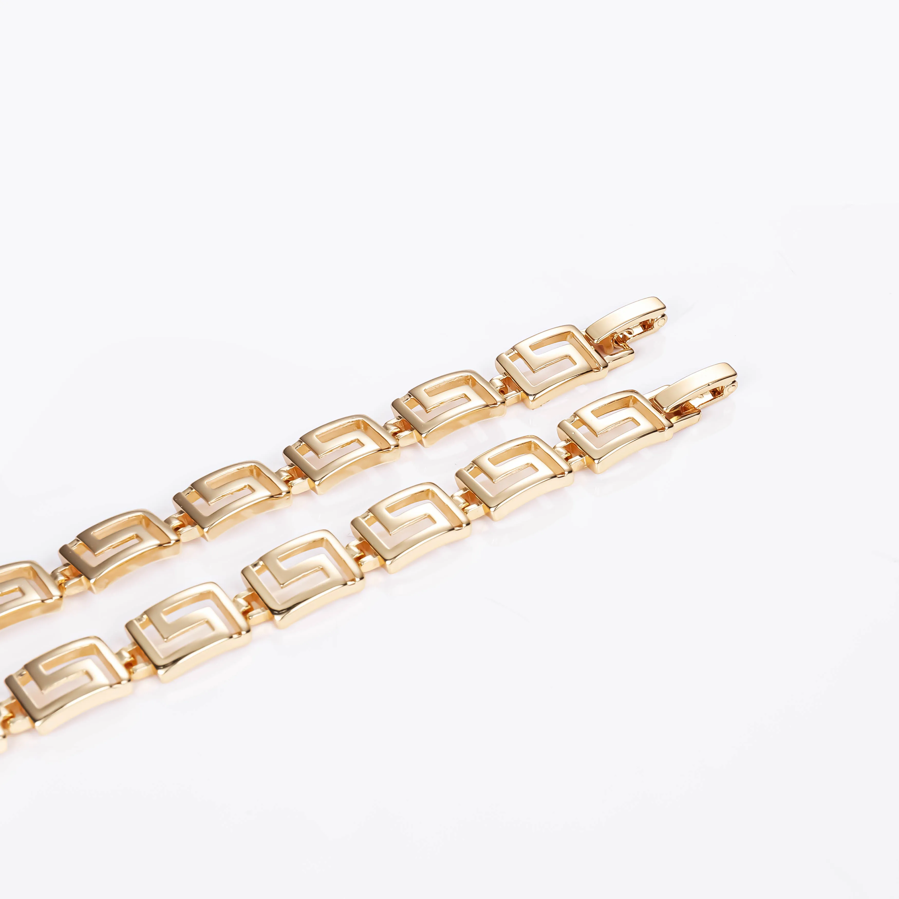 CM jewelry fashion wholesale brass 18K gold plated bracelet  pulseras de oro laminado plain labyrinth Hollow Out men women gift