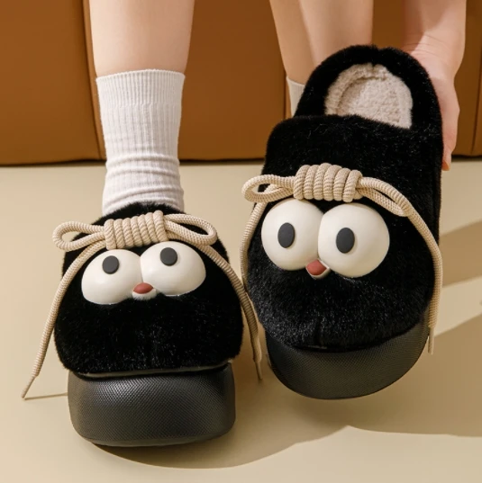 New big eyes cotton slippers for women with thick EVA bottom indoor and outdoor two wear with cartoon plush slippers