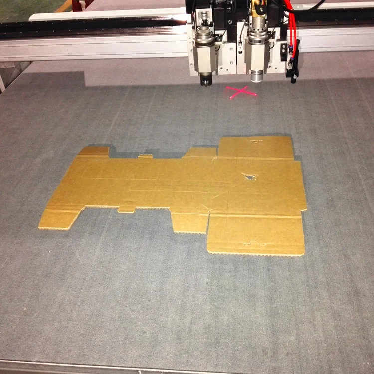 Carton Paper Box Oscillating Knife Cutting Machine with Creasing Wheel Tool