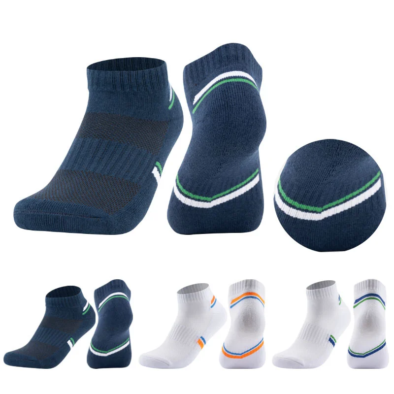 Wholesale best selling trend casual custom logo sports slip basketball cotton crew men socks
