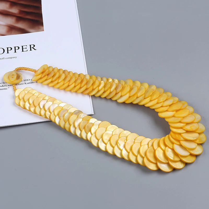 Hotsale summer style chunky white multi color shell mother of pearl bead Dragon scales necklace