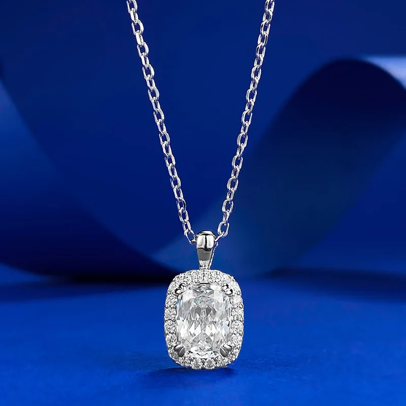 2 Carat Pillow Necklace Daily, Light Luxury S925 Silver Synthetic Diamond Pendant