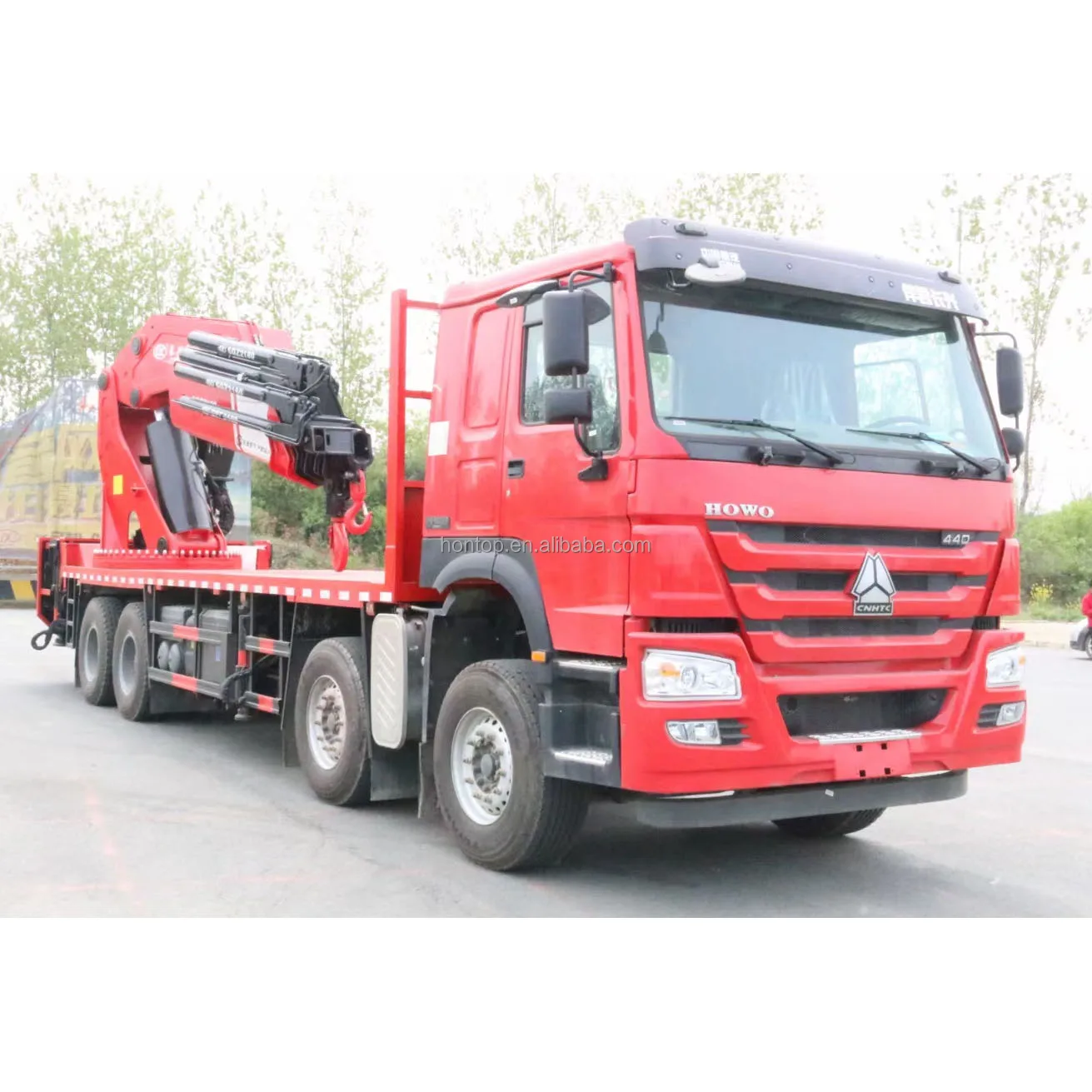 SINIOTRUK HOWO 8X4 Knuckle Telescopic Boom Cargo Truck Crane with 55 110 Ton Lift Hydraulic for Sale