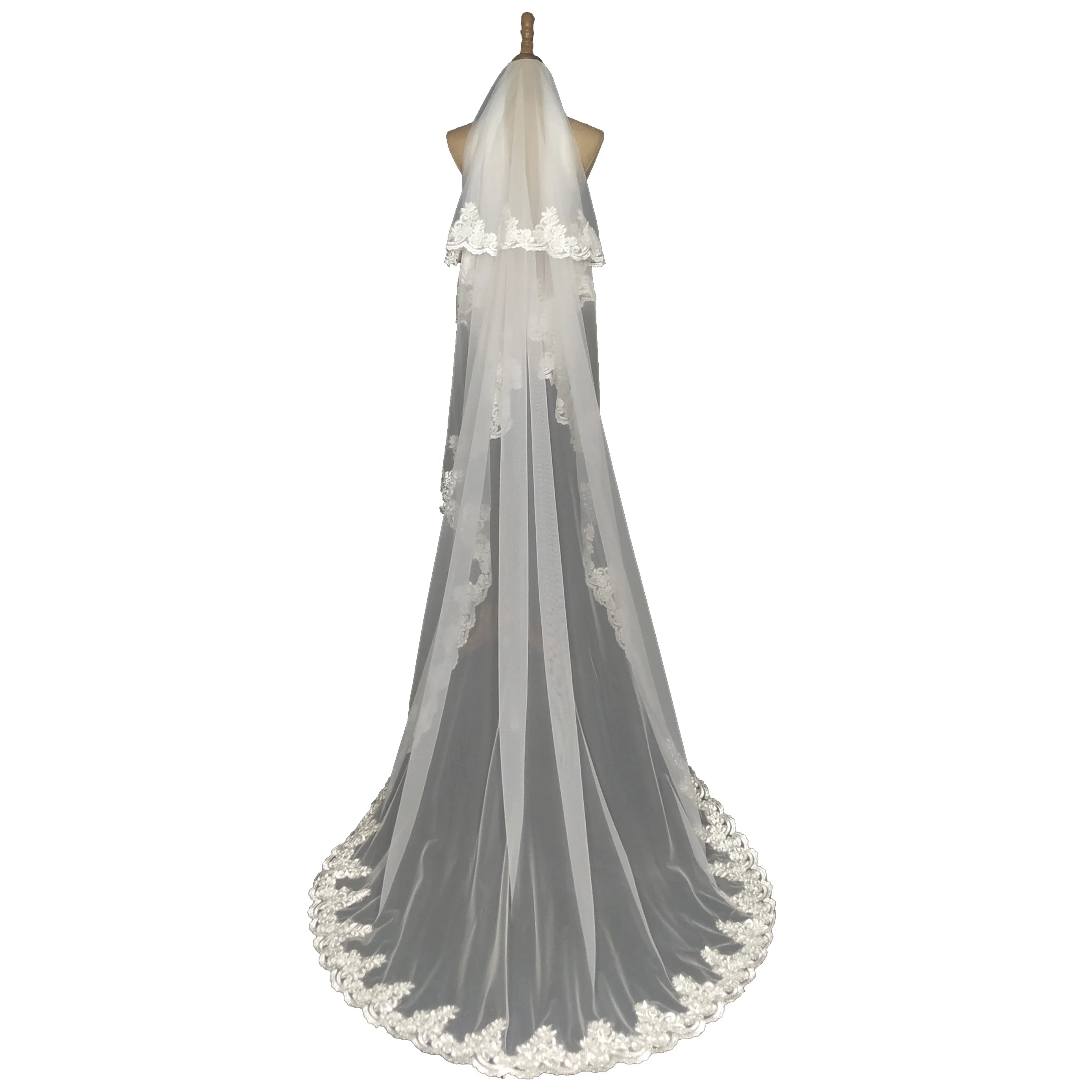 
Palace style silver lace bride veil 