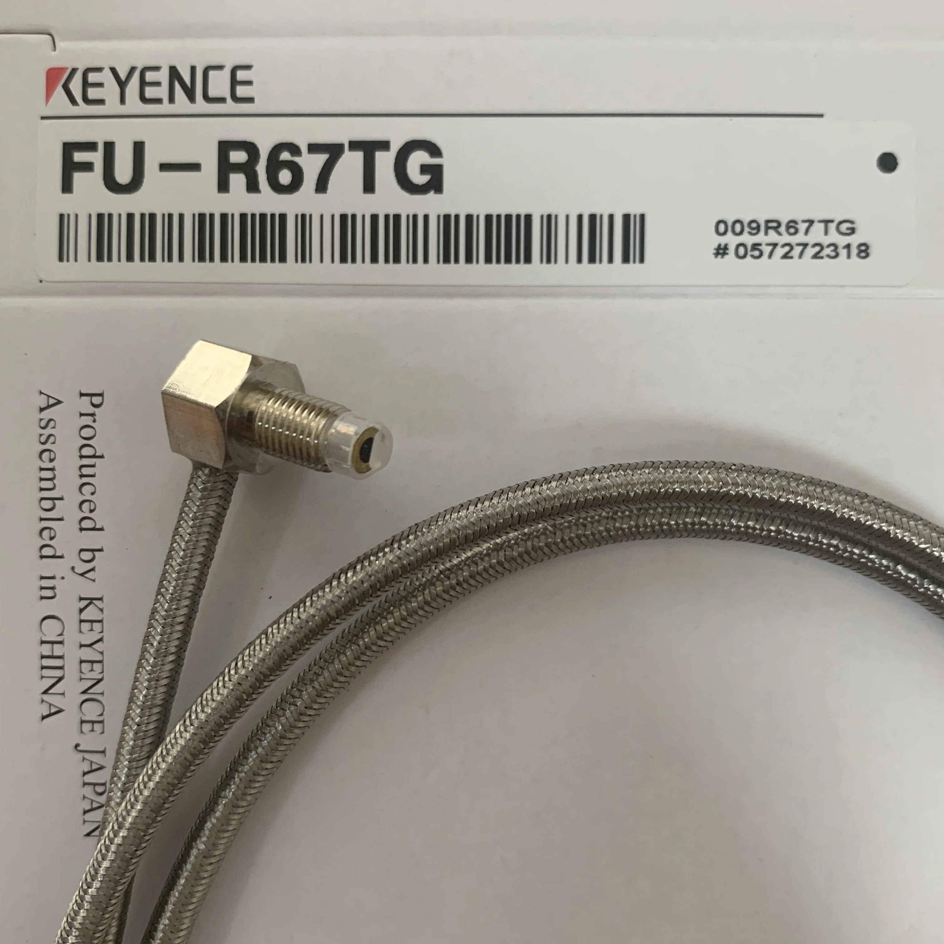 Reflection-to-fiber optic probe  KEYENCE Fiberoptic Sensor FU-R67TG